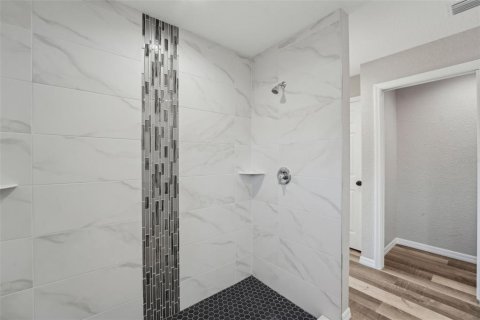 Villa ou maison à vendre à Weeki Wachee, Floride: 3 chambres, 144.93 m2 № 1907952 - photo 26