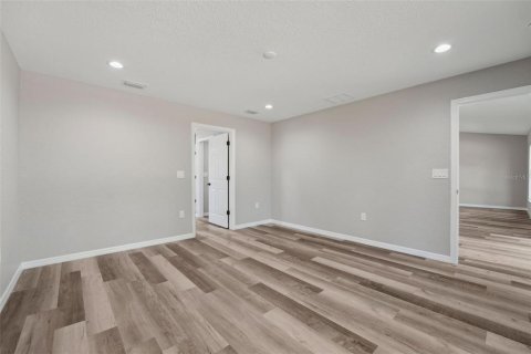Casa en venta en Weeki Wachee, Florida, 3 dormitorios, 144.93 m2 № 1907952 - foto 22