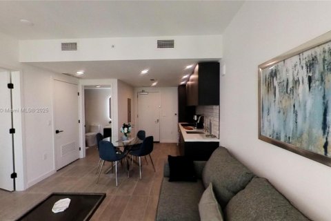 Купить кондоминиум в Майами, Флорида 1 спальня, 42.27м2, № 1728310 - фото 17