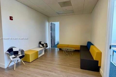 Commercial property in Miami, Florida № 1957884 - photo 20