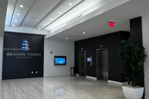 Commercial property in Miami, Florida № 1957884 - photo 8