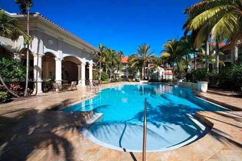 Copropriété à vendre à Pembroke Pines, Floride: 2 chambres, 104.98 m2 № 2343115 - photo 22