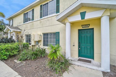 Condo in Bradenton, Florida, 3 bedrooms  № 2214182