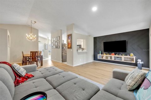 Casa en venta en Orlando, Florida, 3 dormitorios, 141.12 m2 № 1877414 - foto 10