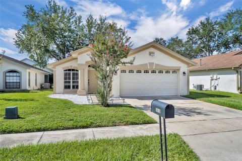 Casa en venta en Orlando, Florida, 3 dormitorios, 141.12 m2 № 1877414 - foto 2