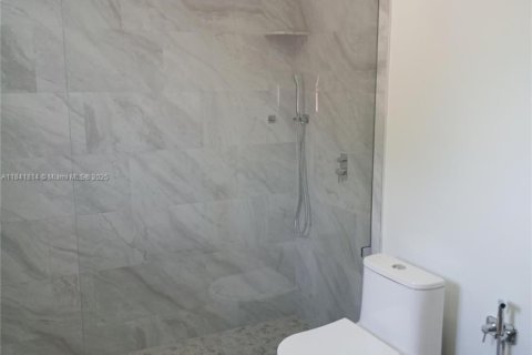Villa ou maison à vendre à Hialeah, Floride: 3 chambres, 152.17 m2 № 1936977 - photo 9