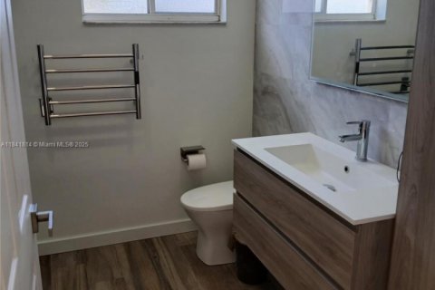 Villa ou maison à vendre à Hialeah, Floride: 3 chambres, 152.17 m2 № 1936977 - photo 11
