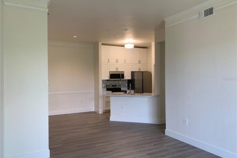 Copropriété à vendre à Sarasota, Floride: 1 chambre, 78.32 m2 № 2142974 - photo 13