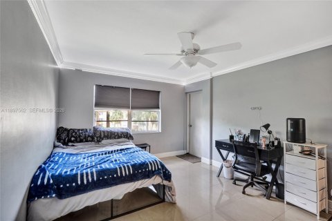 Condo in Deerfield Beach, Florida, 2 bedrooms  № 2081551 - photo 15