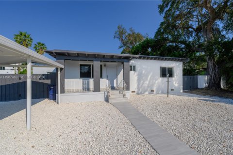 Купить виллу или дом в Майами, Флорида 6 спален, 180.04м2, № 2051770 - фото 3