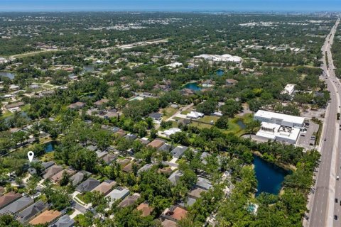House in Sarasota, Florida 3 bedrooms, 161.65 sq.m. № 1746540 - photo 2