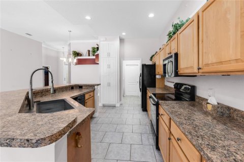 House in Sarasota, Florida 3 bedrooms, 161.65 sq.m. № 1746540 - photo 11
