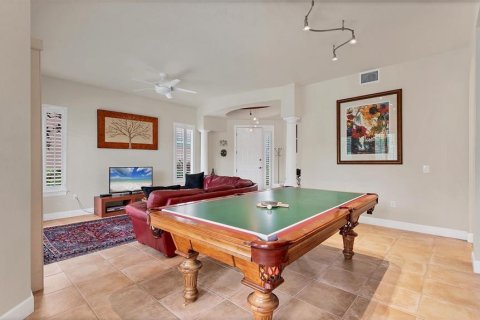 House in Bradenton, Florida 3 bedrooms, 195.09 sq.m. № 2213749 - photo 5