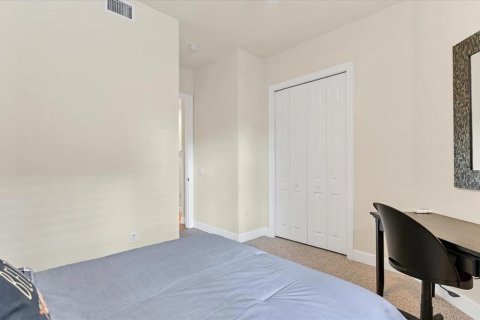 House in Bradenton, Florida 3 bedrooms, 195.09 sq.m. № 2213749 - photo 24