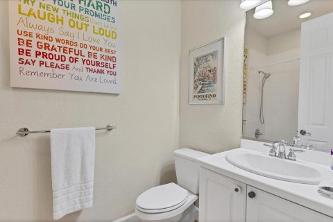 House in Bradenton, Florida 3 bedrooms, 195.09 sq.m. № 2213749 - photo 25