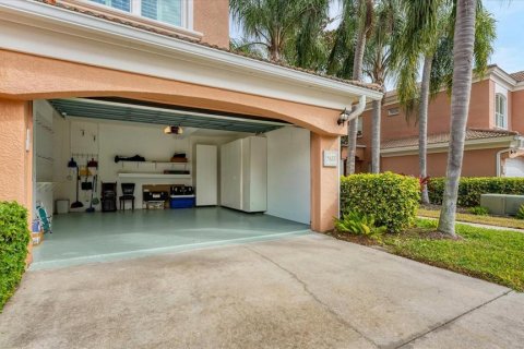 House in Bradenton, Florida 3 bedrooms, 195.09 sq.m. № 2213749 - photo 30