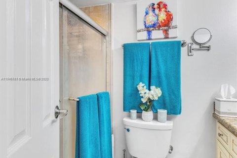 Condo in Sunny Isles Beach, Florida, 1 bedroom  № 1935768 - photo 8