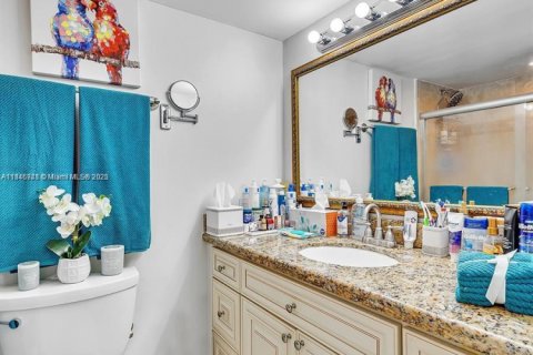 Condo in Sunny Isles Beach, Florida, 1 bedroom  № 1935768 - photo 9