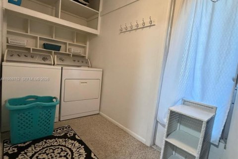 Condo in Bradenton, Florida, 2 bedrooms  № 2060224 - photo 20