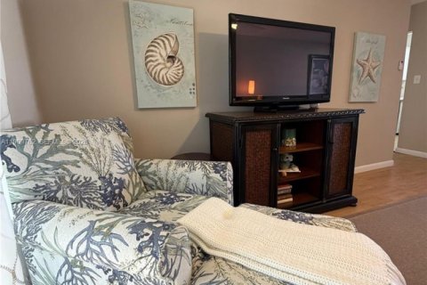 Condo in Bradenton, Florida, 2 bedrooms  № 2060224 - photo 6