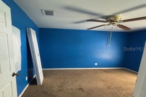 House in Clewiston, Florida 3 bedrooms, 97.55 sq.m. № 2092140 - photo 12
