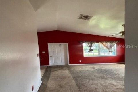 House in Clewiston, Florida 3 bedrooms, 97.55 sq.m. № 2092140 - photo 6