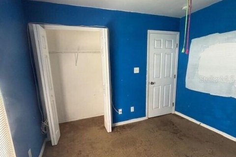 House in Clewiston, Florida 3 bedrooms, 97.55 sq.m. № 2092140 - photo 11