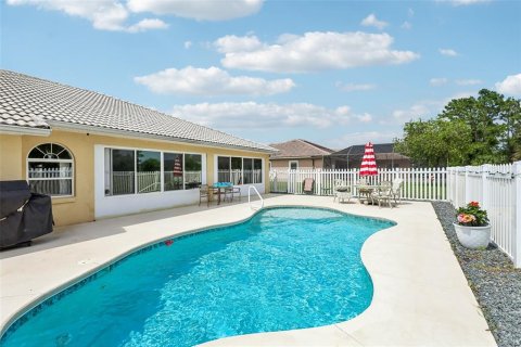 Casa en venta en Palm Coast, Florida, 3 dormitorios, 185.99 m2 № 2195763 - foto 28