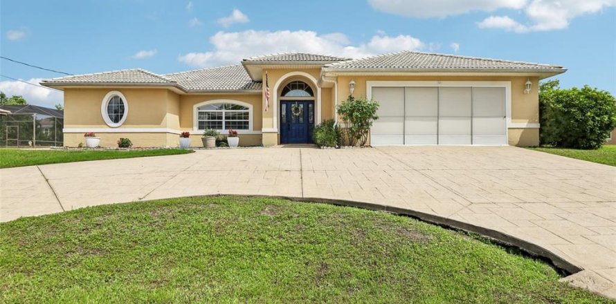 Casa en Palm Coast, Florida 3 dormitorios, 185.99 m2 № 2195763