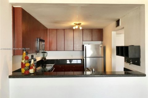 Copropriété à vendre à Miami Beach, Floride: 1 chambre, 72.46 m2 № 1896939 - photo 4