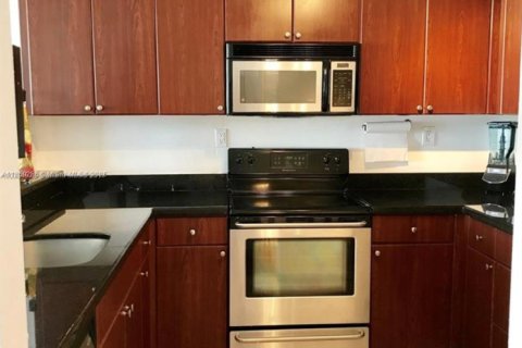 Copropriété à vendre à Miami Beach, Floride: 1 chambre, 72.46 m2 № 1896939 - photo 2