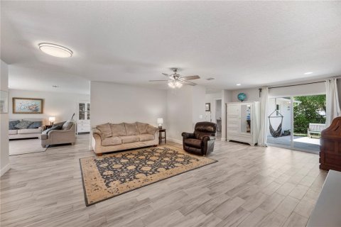 Villa ou maison à vendre à Lakeland, Floride: 4 chambres, 220.18 m2 № 2102112 - photo 24