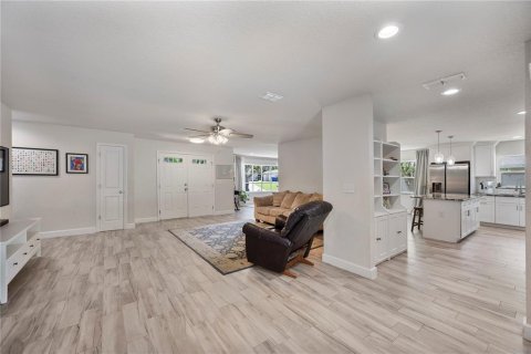 Villa ou maison à vendre à Lakeland, Floride: 4 chambres, 220.18 m2 № 2102112 - photo 26