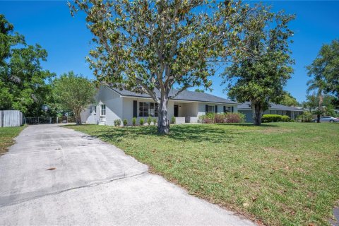 Casa en Lakeland, Florida 4 dormitorios, 220.18 m2 № 2102112