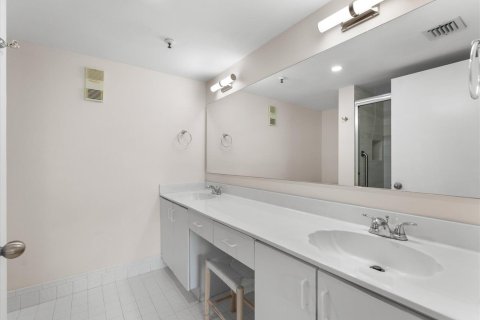 Купить кондоминиум в Делрей-Бич, Флорида 5 комнат, 129.32м2, № 2295501 - фото 27