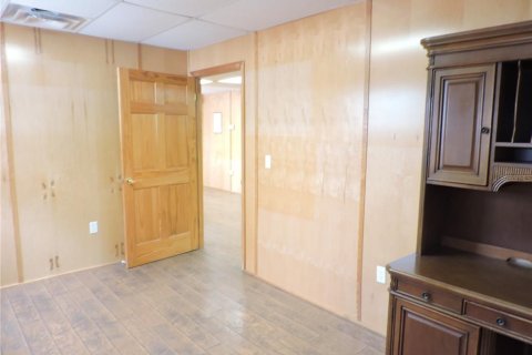 Immobilier commercial à louer à Lake Wales, Floride: 182.09 m2 № 1855928 - photo 16