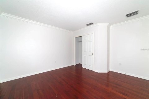 House in Orlando, Florida 5 bedrooms, 306.39 sq.m. № 2208444 - photo 16