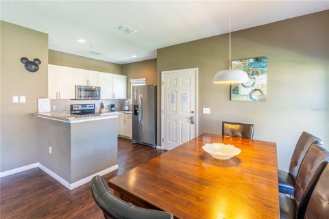 Townhouse in Kissimmee, Florida 4 bedrooms, 157.38 sq.m. № 1540859 - photo 5