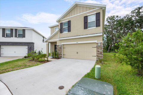 House in Plant City, Florida 5 bedrooms, 234.3 sq.m. № 1904475 - photo 3