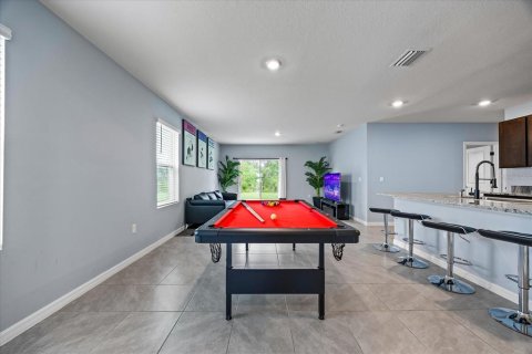 House in Plant City, Florida 5 bedrooms, 234.3 sq.m. № 1904475 - photo 8