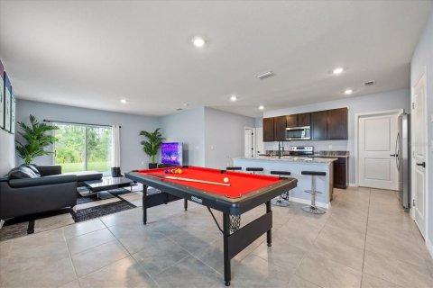 House in Plant City, Florida 5 bedrooms, 234.3 sq.m. № 1904475 - photo 9