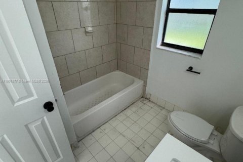 Adosado en venta en Sunrise, Florida, 3 dormitorios, 106.28 m2 № 1956968 - foto 7