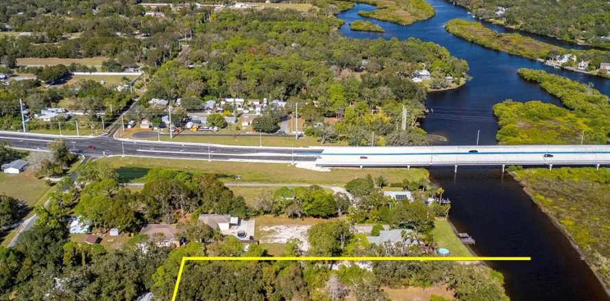Land in Bradenton, Florida № 922539