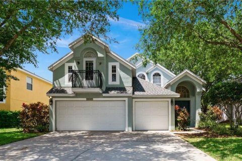 House in Clermont, Florida 5 bedrooms, 268.12 sq.m. № 2381335