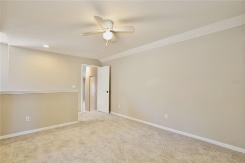 House in Clermont, Florida 5 bedrooms, 268.12 sq.m. № 2381335 - photo 16