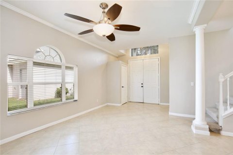 House in Clermont, Florida 5 bedrooms, 268.12 sq.m. № 2381335 - photo 3