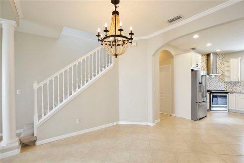 House in Clermont, Florida 5 bedrooms, 268.12 sq.m. № 2381335 - photo 4