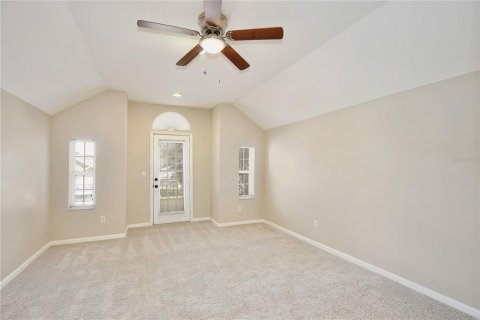 House in Clermont, Florida 5 bedrooms, 268.12 sq.m. № 2381335 - photo 17