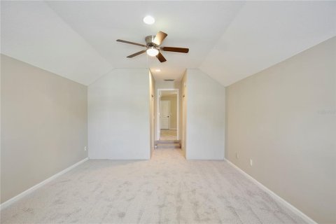 House in Clermont, Florida 5 bedrooms, 268.12 sq.m. № 2381335 - photo 18