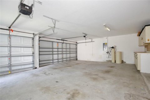 House in Clermont, Florida 5 bedrooms, 268.12 sq.m. № 2381335 - photo 29
